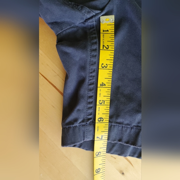 J Crew womens Boyfriend shorts, broken in - Picture 7 of 14